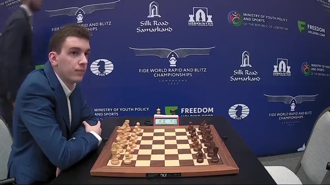 Polish chess player refuses to shake the hand of a Russian chess player.