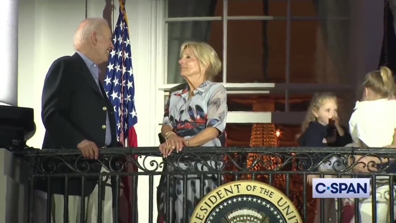 Hunter doing cocaine in plain site at the WH 4th of July 2023