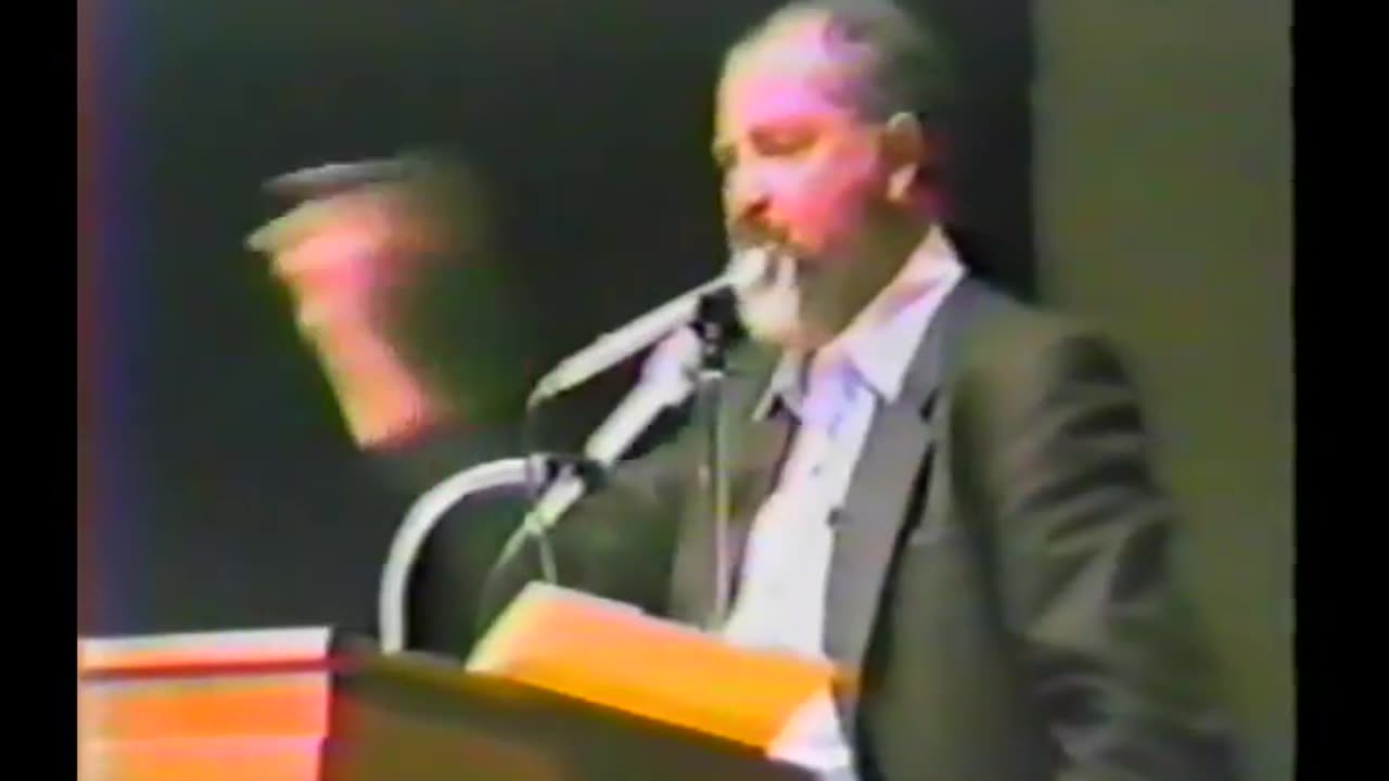 Rabbi Meir Kahane debating Rabbi Albert Axelrod part 1