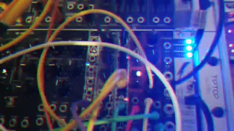 MGE 2020 #10 Experimental Guitar Eurorack Dronescape Distorted Sinewaves Throbbing Polivoks Filter