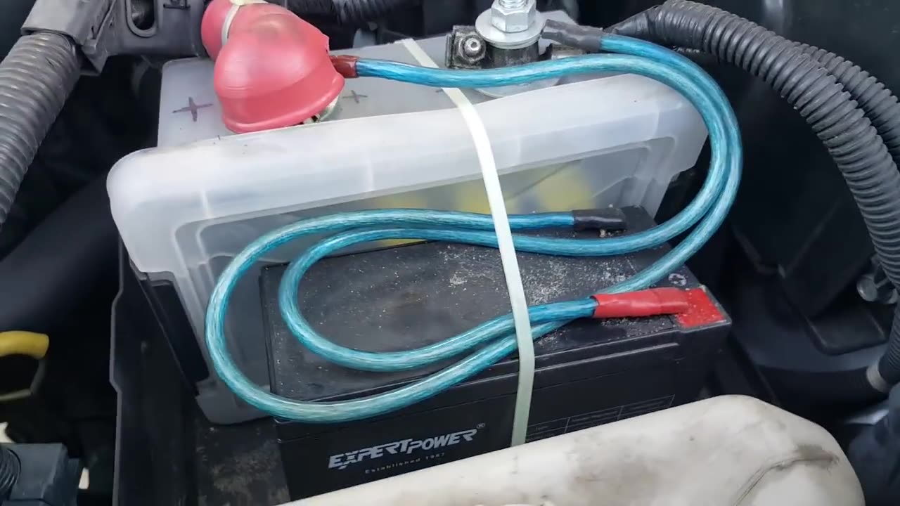 ELECTRIX Using capacitors instead of a car battery for 3 years and counting!