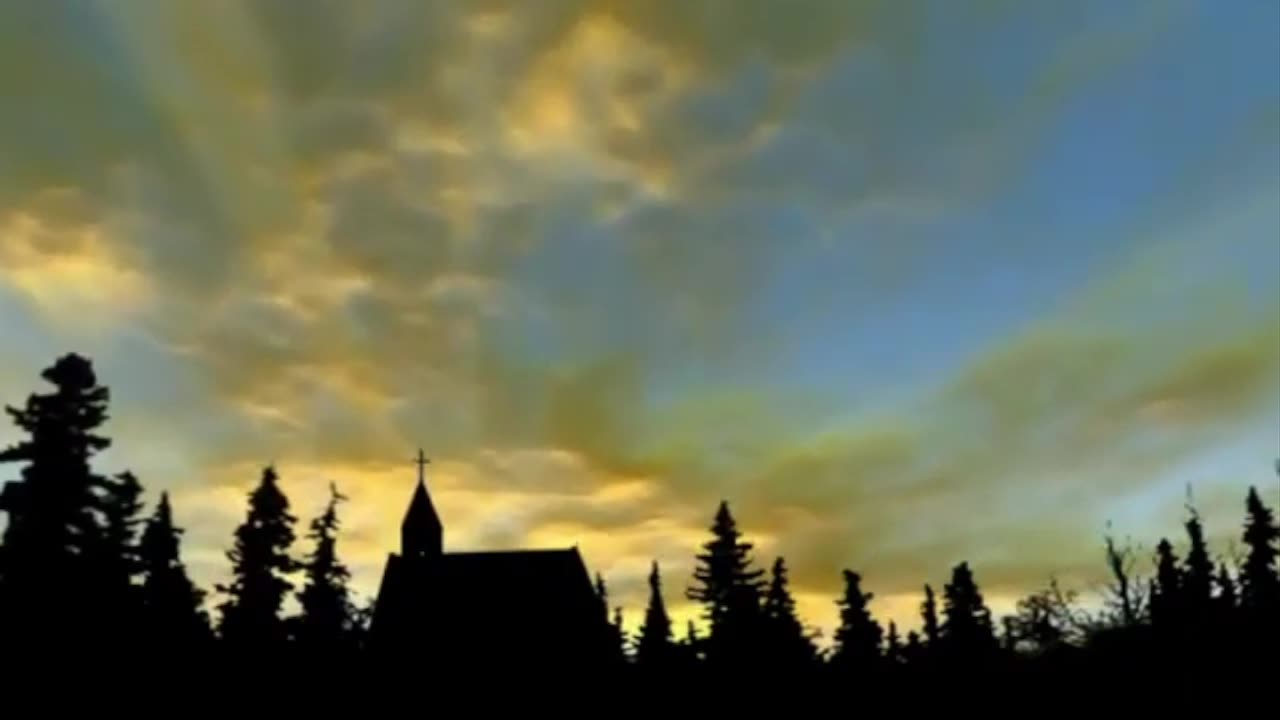 Instrumental video with images of nature, to meditate and pray.