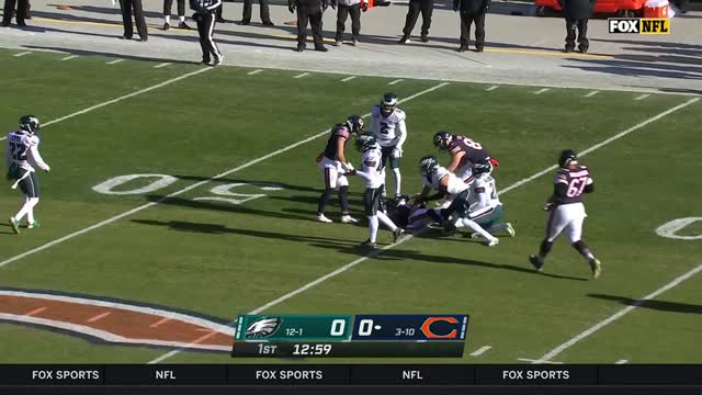 Justin Fields becomes the third QB to rush for over 1,000 yards!