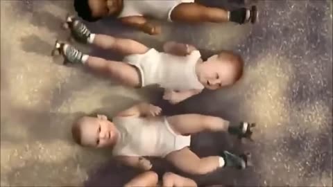 CUTE BABIES FUNNY DANCING