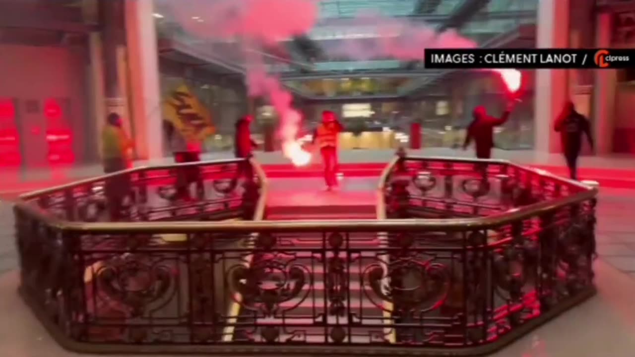 Paris, France Protesters Storm The Globalist Headquarters BLACKROCK