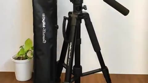 DIGITEK® (DPTR 895VD) Professional Tripod Cum Monopod with Multipurpose Head for Low Level