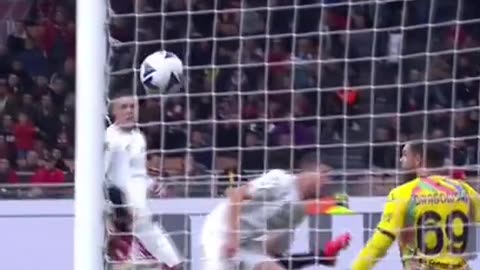 giroud grate goal in milan