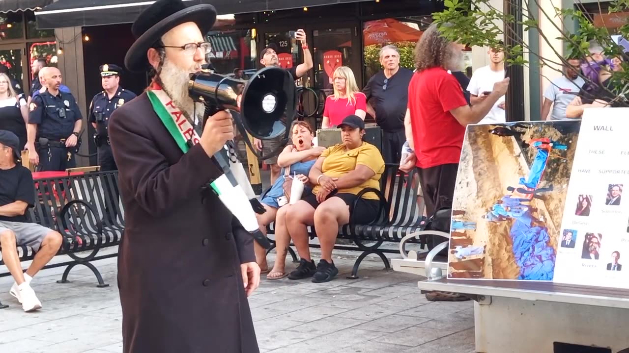 Rabbi Dovid Feldman Speaks at "WE ARE THE RED LINE" Protest in Jersey City