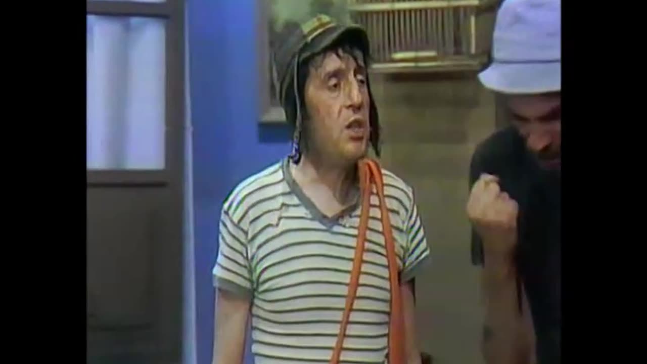 Chaves S01E27 - O Cãozinho Da Bruxa Do 71