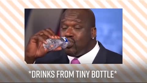 Shaq eating Spicy chip and chicken 1