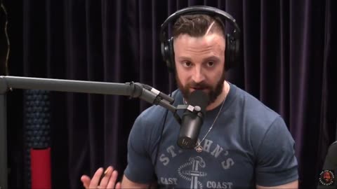 Joe Rogan - Weed & Mental Illness | JRE Pot Debate