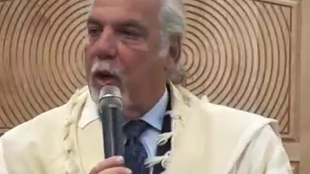 Rabbi Michael Barcley: saying "Christ is King" is code for "We hate Jews, we want to kill them".