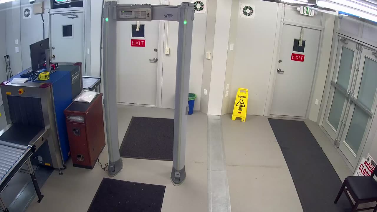 0972USCG00SouthTrailer_2021-01-05_03h20min00s547ms.mp4