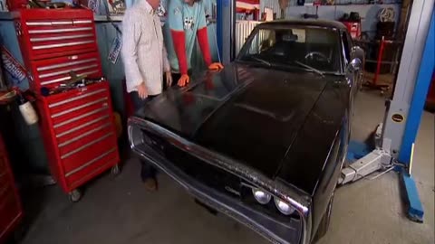 Wheeler Dealers S08E06 1970 Dodge Charger