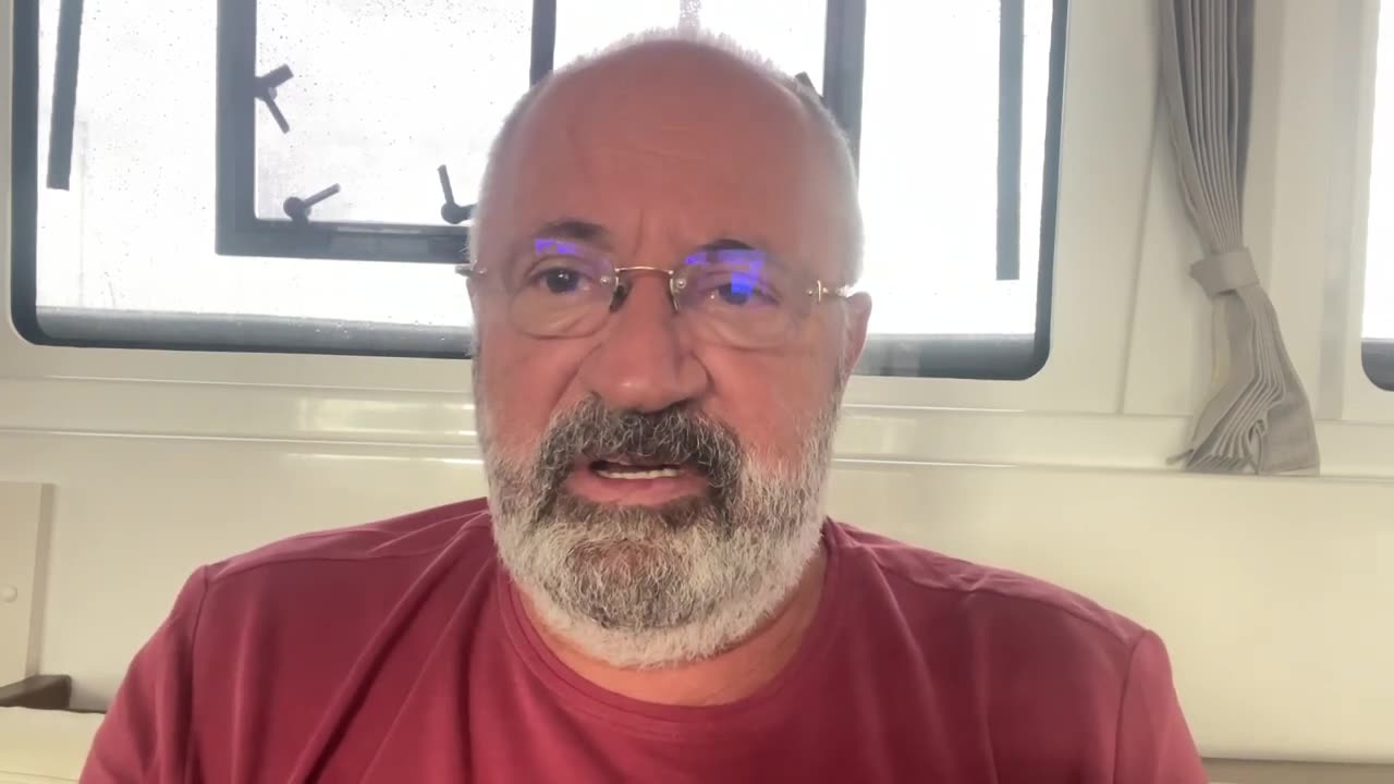 Arafat numai bun de demis