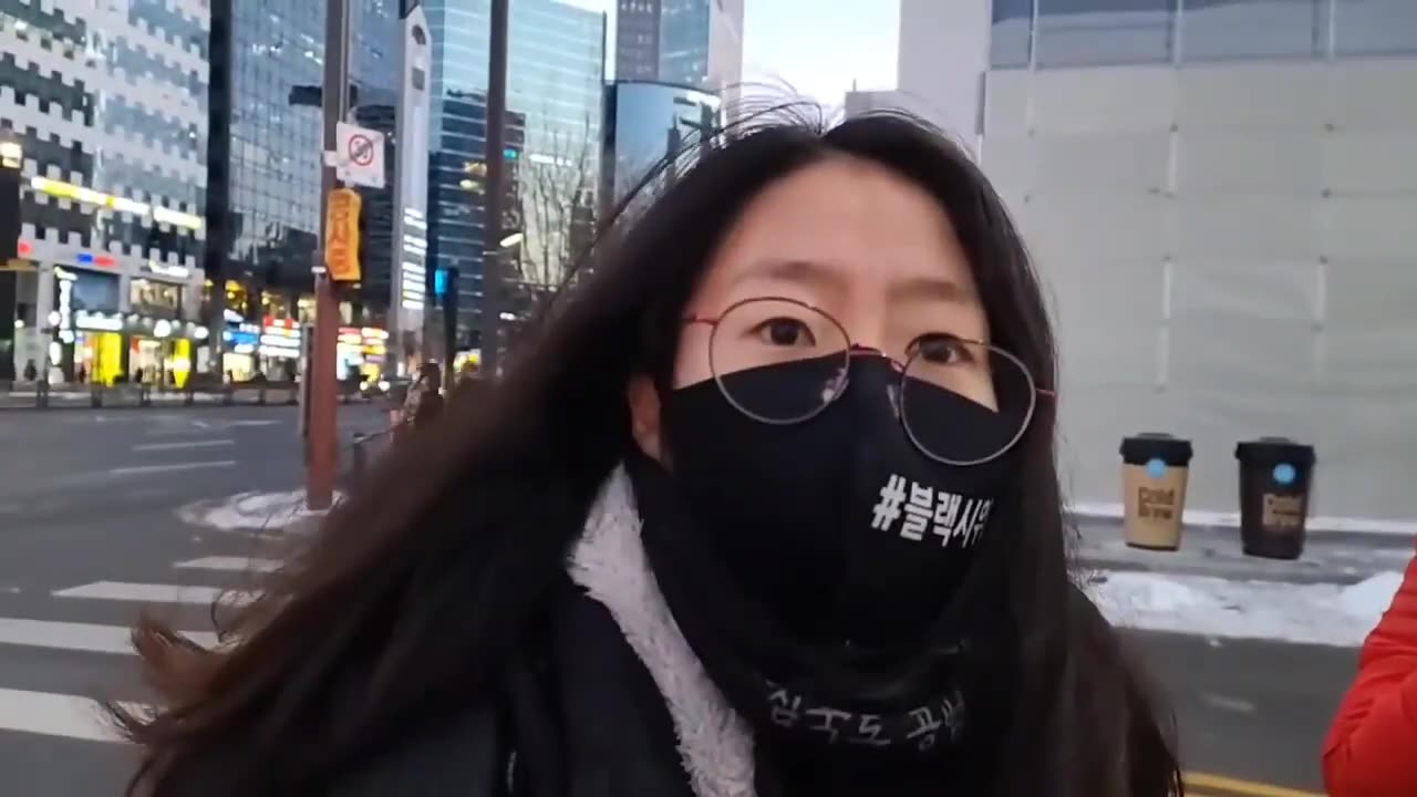 20210112_V3_S01(fng-7YbiR9E)한번 정신을 차리니까 정신이 번쩍들더라고요 거리로 나오게되었습니다 ,강남역에서