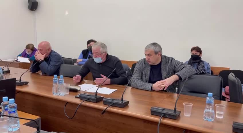 Ардзинба - Аслан Бжания говорит о суверенитете, как будто у нас монархия