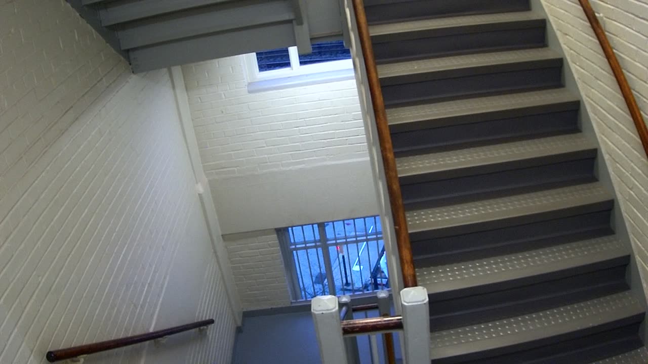 3895FHOB05Stair7_2021-01-05_07h18min26s313ms.mp4