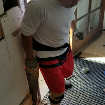 Sawing while dancing