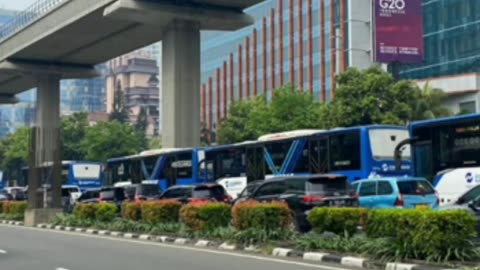 Penjelasan transjakarta soal bus terhenti