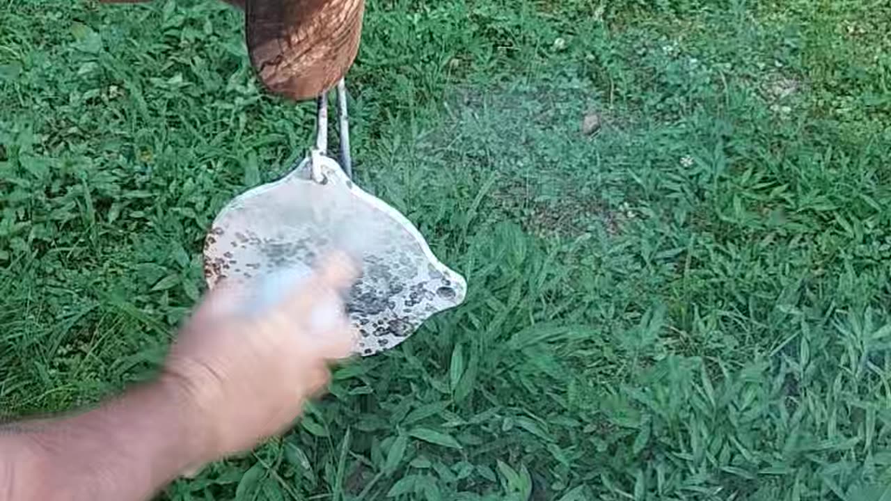 Painting steel plates, and not wasting paint