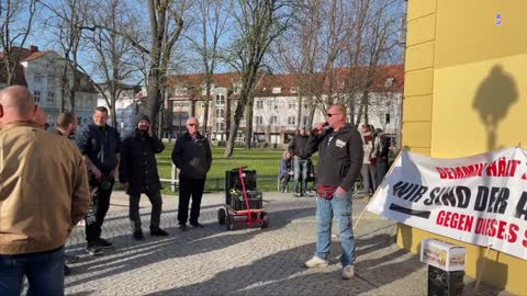 Demmin: Eröffnung der Kundgebung 21-04-2022