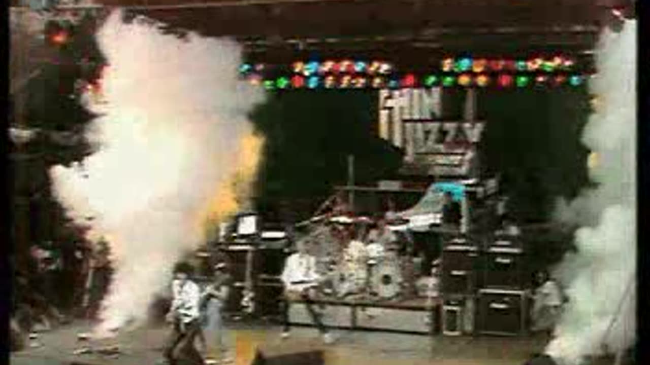 Thin Lizzy - The Boys Are Back In Town = Live Sidney Opera House 1978