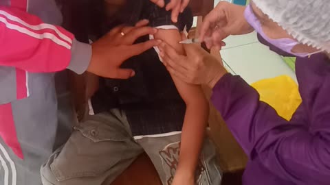 the day that school children get the covid 19 vaccine