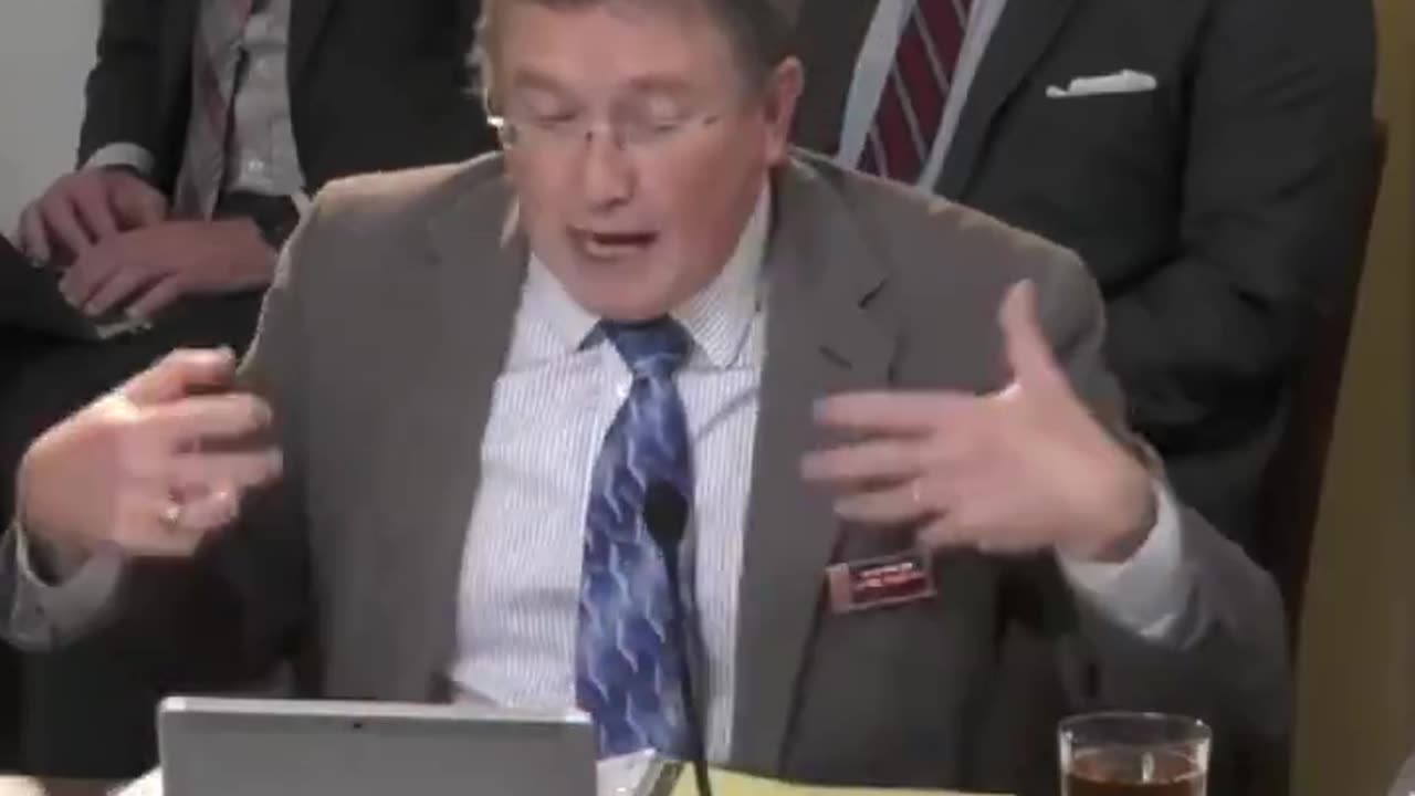 Rep. Massie is literally explaining currency devaluation to the rest of Congress