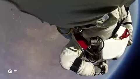 I jumped from space ( world record supersonic freefal )