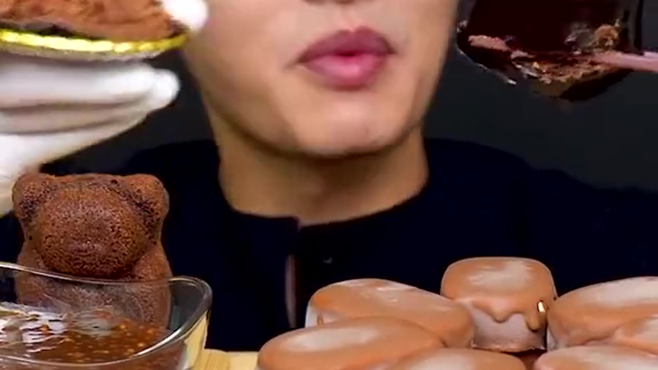Asmr | eating challenge | asmr show