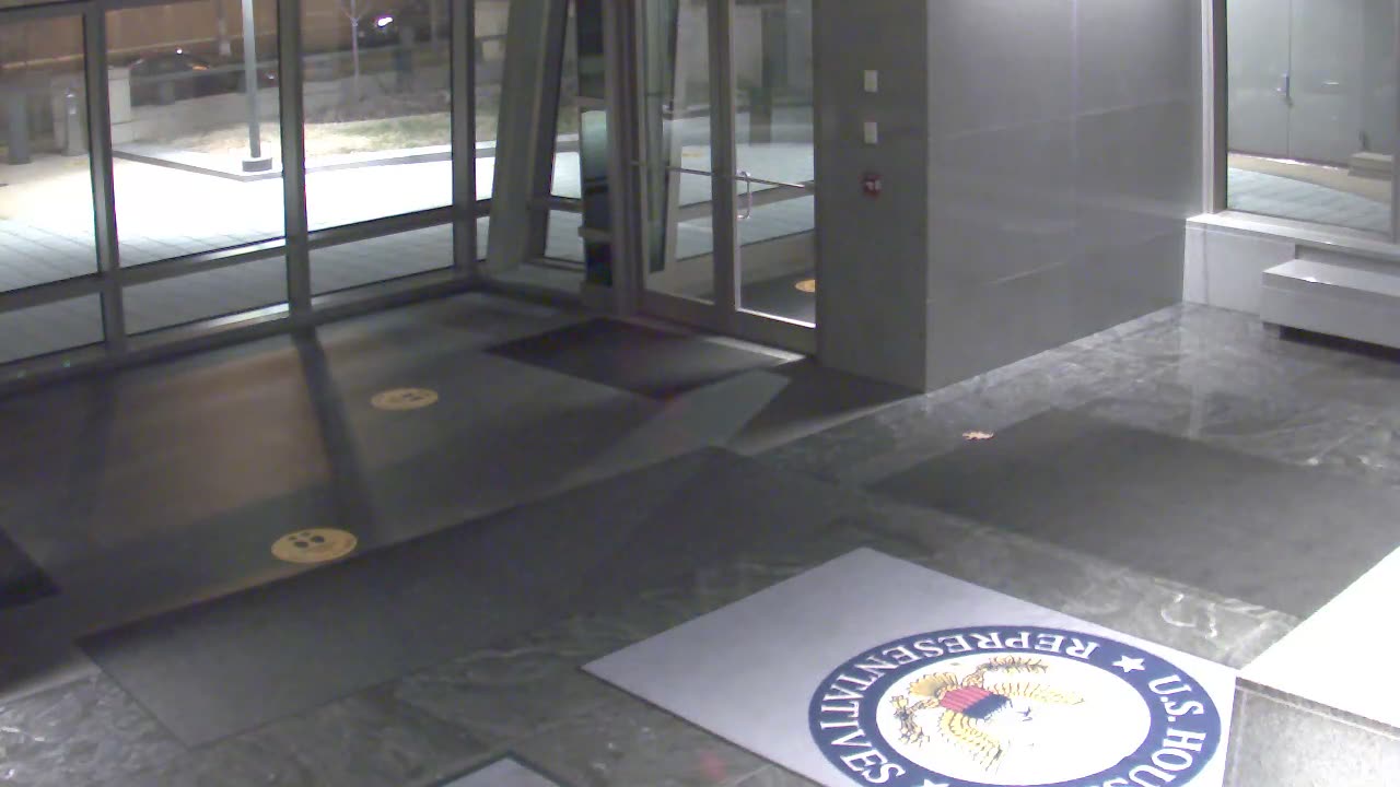 8484OHOB01ScreeningEast_2021-01-06_19h00min03s033ms.mp4