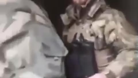 i terribili ceceni a Mariupol