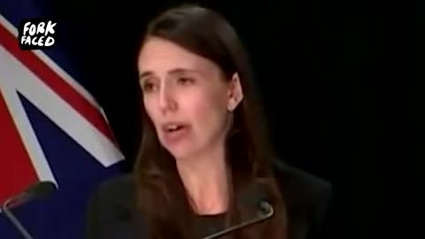 Jacinda Ardern - Horse Teef