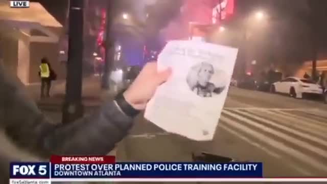 Another not peacefull protest by BLM asking justice for a crackhead man