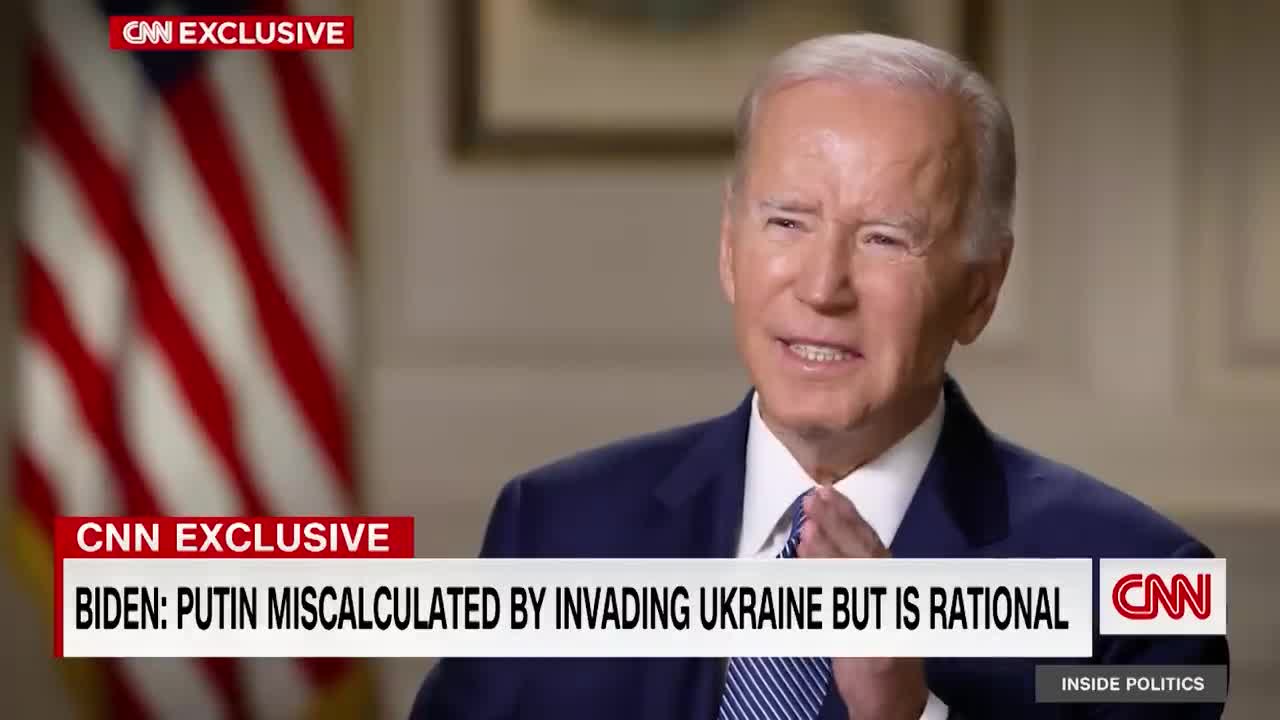 Biden sends a careful but chilling message to Putin