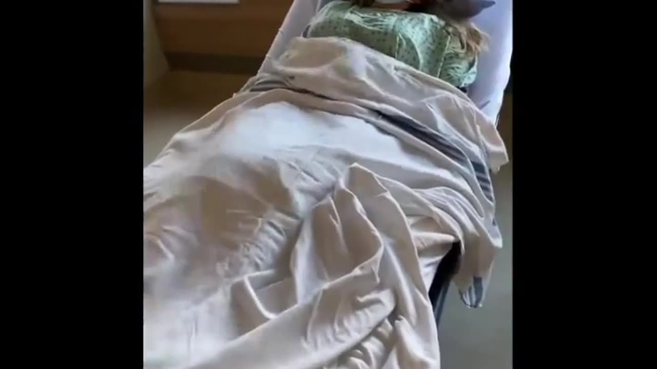 Kristin dal Canada, questa è la sua situazione dopo l'inoculazione del vaccino.