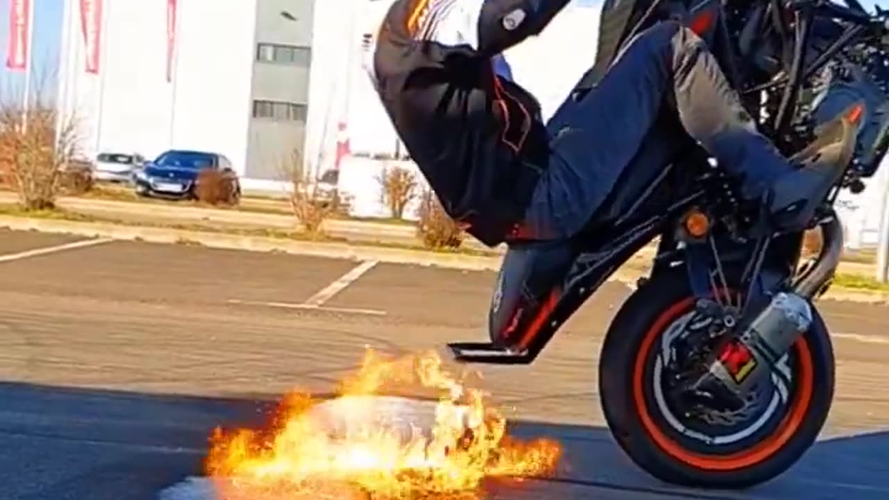 BIKE STUNTS