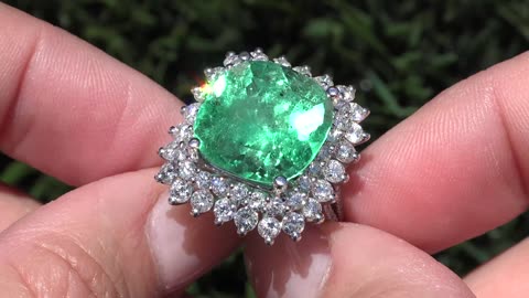 Emerald & Diamond Ring