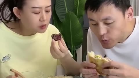 funny1 husband wife food eating