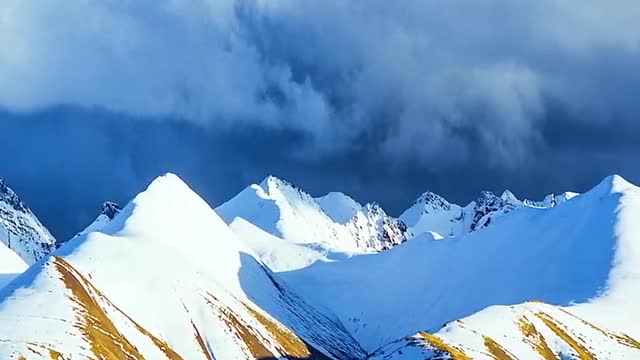 Beautiful scenery of snow mountain