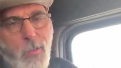 This trucker went absolutely nuclear on liberals.