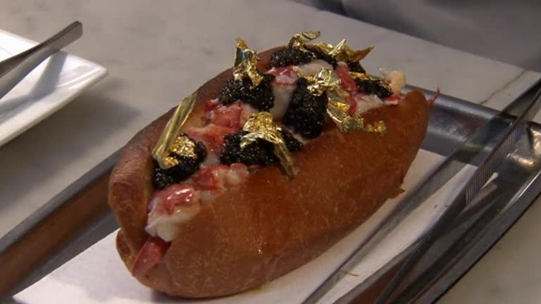 Gold-flecked lobster roll a "rich" sandwich