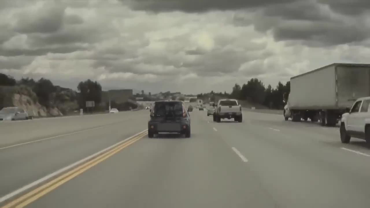 Pickup Loses Wheel Sending Neighboring Car Flying