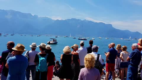 AIR FIGHTER ZETS SHOW BETWEEN SWITZERLAND AND FRANCE