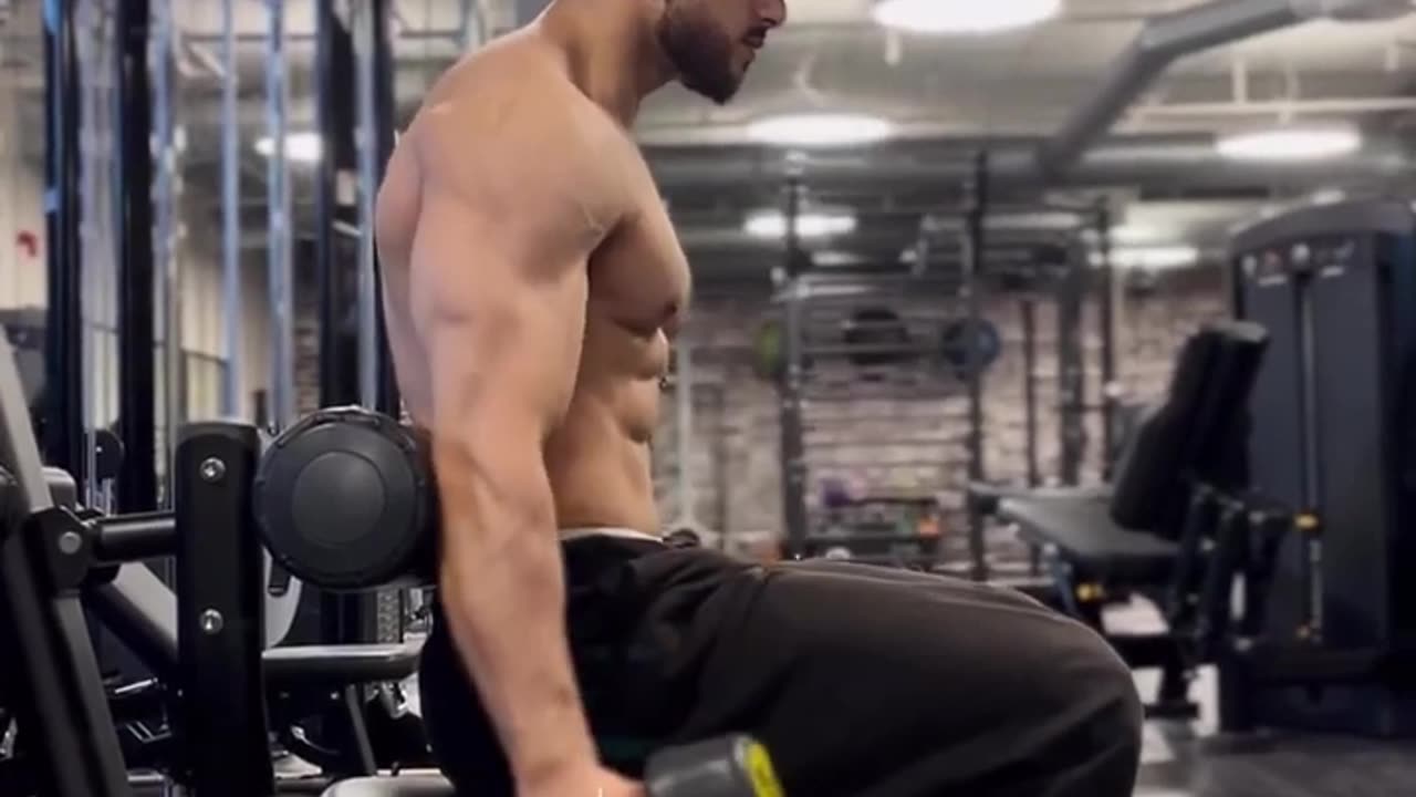 Full Biceps Workout for Beginners-- get a 3d biceps-- Biceps Workout at gym