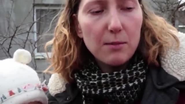 Woman tells story of escaping Ukraine to Hungary