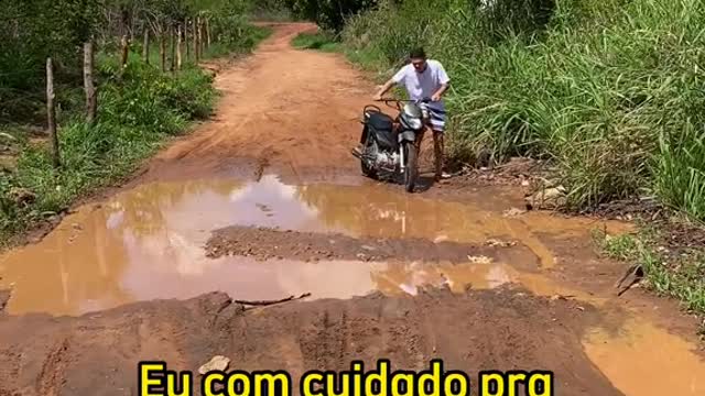 Moto emprestada