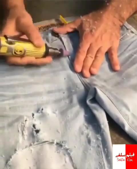 Good Idea To Give A New Look On Your Old Jeans