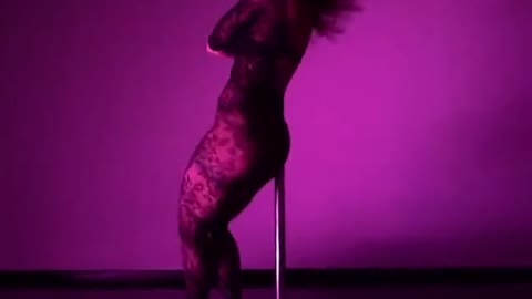 a perfect sensual dance 🔥